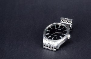 cea09d41279b77eca769387bf9f6fb2ad5aaedff 300x195 - Different Types of Watches You Should Know